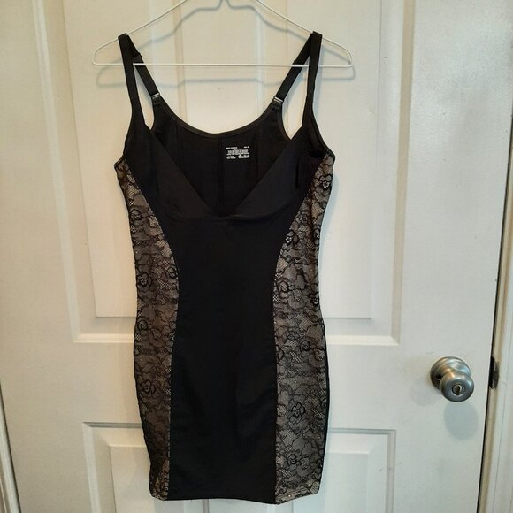 Shaper Slip; Open Bust Style; Adjustable Straps; NWOT - Picture 1 of 4